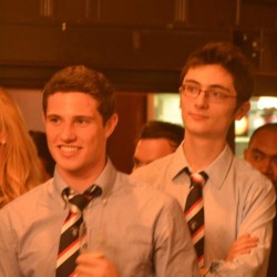 576929_373011119446035_732637469_n